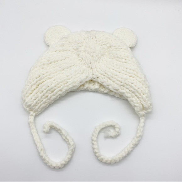 Majestic Filatures Deluxe Knit Trapper Hat in Ivory Girl’s OS - Picture 2 of 3